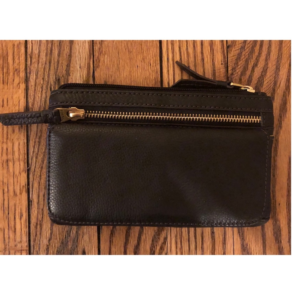 Fossil Leather Bi-Fold Wallet - image 2